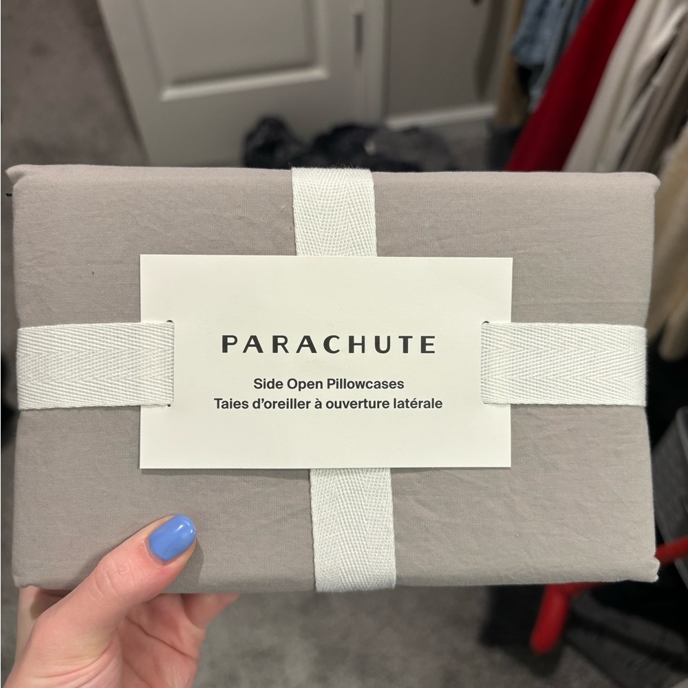 Gray parachute, 100% cotton pillowcase, set two pillowcases included